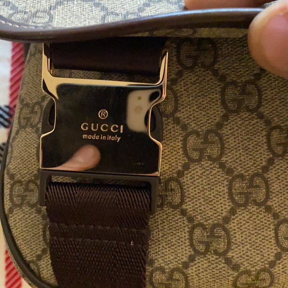 I have an Authentic Gucci supreme canvas messenger bag unisex - Picture 8 of 16